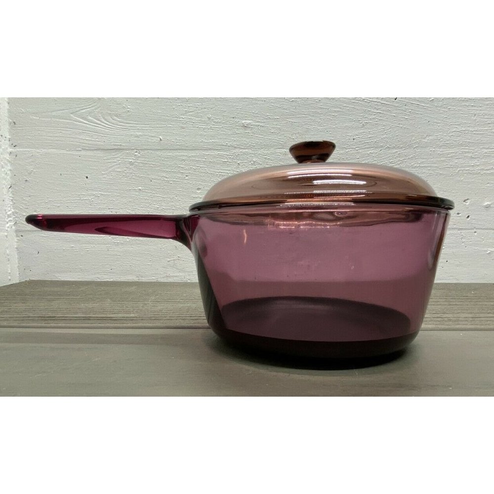 Vintage Pyrex Vision Corning Ware - Cranberry Glass 1.5L Saucepan Pot with Lid